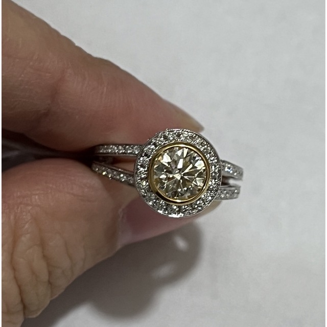 k18YG/WG 一粒ダイヤモンド　1.060ct 指輪　新品