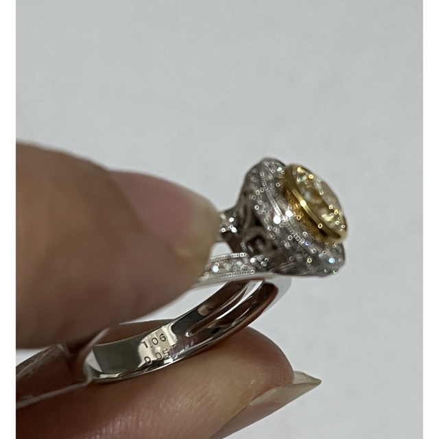 k18YG/WG 一粒ダイヤモンド　1.060ct 指輪　新品 レディースのアクセサリー(リング(指輪))の商品写真