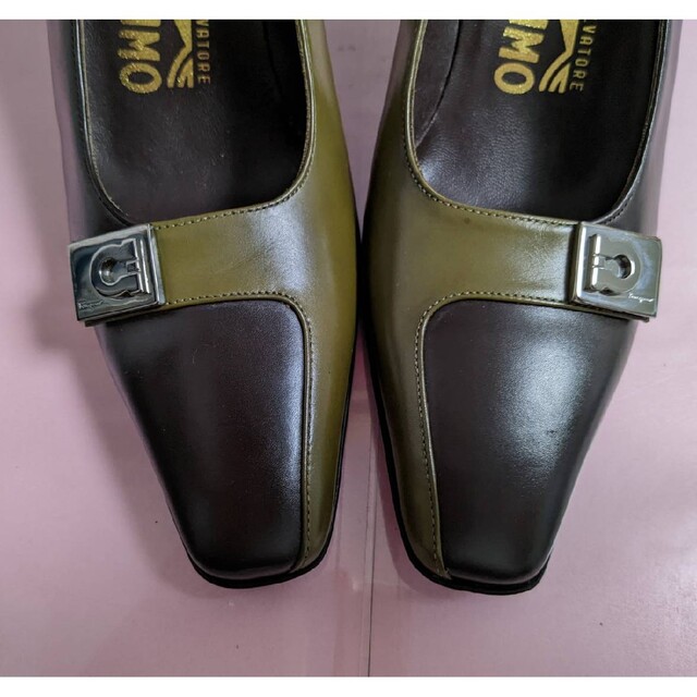 Salvatore Ferragamo(サルヴァトーレフェラガモ)の値下げ❗未使用！SaIvatore Ferrgamo パンプス レディースの靴/シューズ(ハイヒール/パンプス)の商品写真