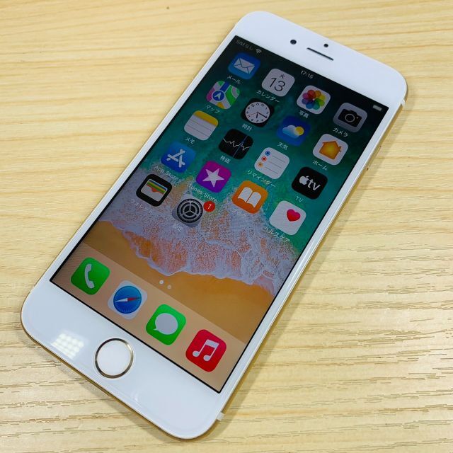 Apple(アップル)のﾊﾞｯﾃﾘｰ100％ SIMﾌﾘｰ iPhone6s 64GB P26 スマホ/家電/カメラのスマートフォン/携帯電話(スマートフォン本体)の商品写真
