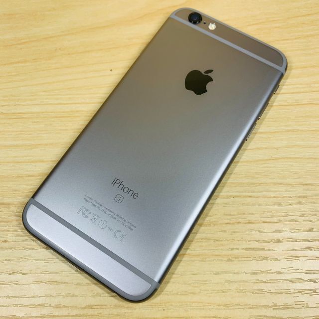 ﾊﾞｯﾃﾘｰ100％ 超美品 SIMﾌﾘｰ iPhone6s 16GB P133