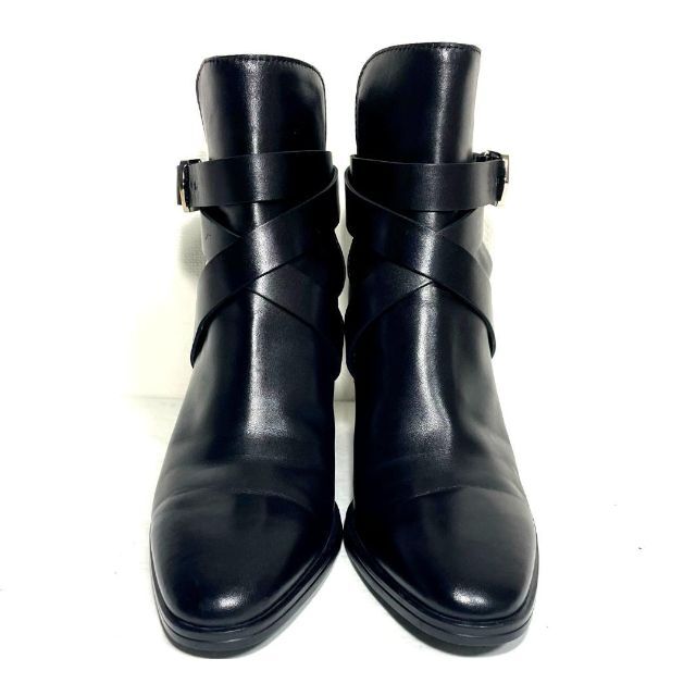 TOD'S(トッズ)の美品TOD'S トッズ 36 本革製 ベルトショートブーツ 黒 ブラック レディースの靴/シューズ(ブーツ)の商品写真