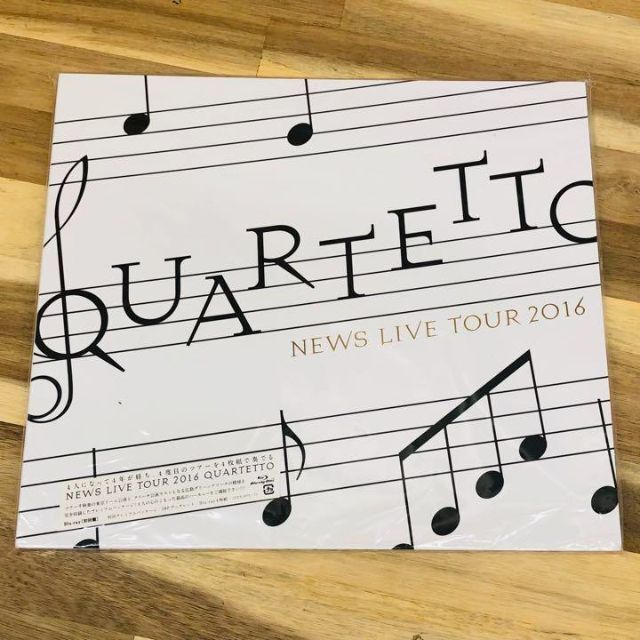 NEWS/NEWS LIVE TOUR 2016 QUARTETTO〈初回盤・… エンタメ/ホビーのDVD/ブルーレイ(ミュージック)の商品写真