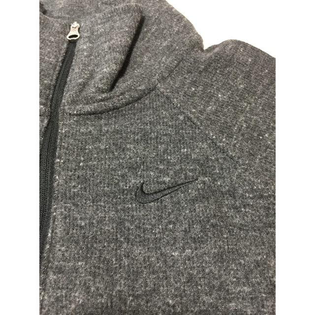 NIKE(ナイキ)のNIKE ウエアー レディースのトップス(トレーナー/スウェット)の商品写真