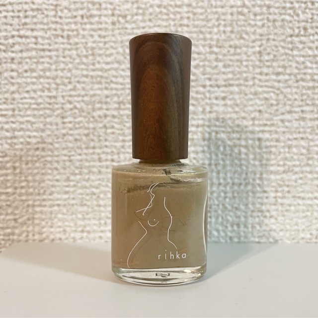 《期間限定値引き》 rihka nail polish < tan > コスメ/美容のネイル(マニキュア)の商品写真