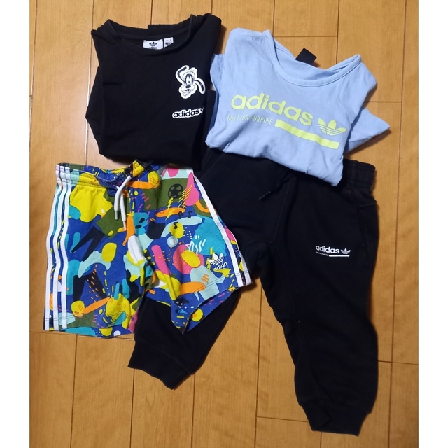 adidas(アディダス)のadidas originals　キッズ４点セット キッズ/ベビー/マタニティのキッズ服男の子用(90cm~)(Tシャツ/カットソー)の商品写真