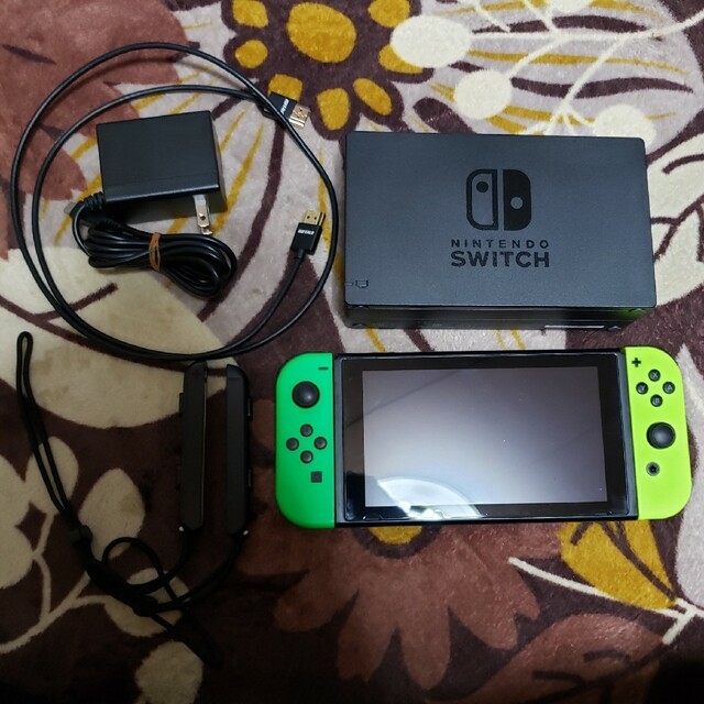 Nintendo Switch(ニンテンドースイッチ)のNintendo Switch ニンテンドースイッチ　任天堂 エンタメ/ホビーのゲームソフト/ゲーム機本体(家庭用ゲーム機本体)の商品写真