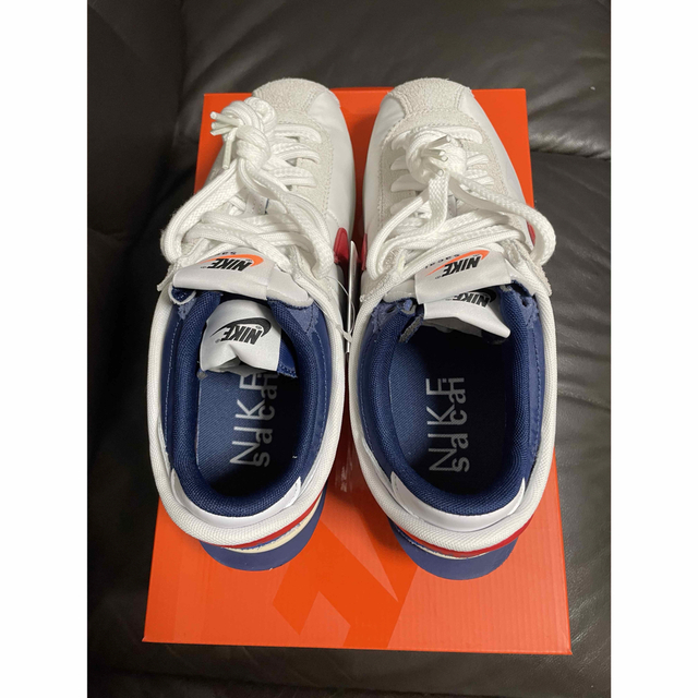 NIKE(ナイキ)の新品未使用 sacai × NIKE ZOOM CORTEZ 28cm メンズの靴/シューズ(スニーカー)の商品写真