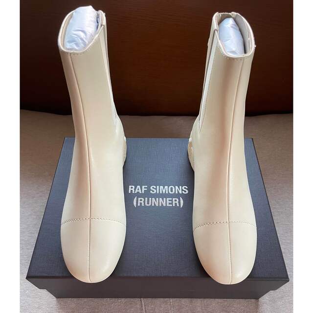 Maison Martin Margiela(マルタンマルジェラ)の新品 RAF SIMONS レディース SOLARIS HIGH ショートブーツ レディースの靴/シューズ(ブーツ)の商品写真