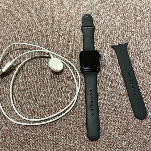 Apple Watch(アップルウォッチ)のアップルウォッチSE1世代44㎜GPS メンズの時計(腕時計(デジタル))の商品写真