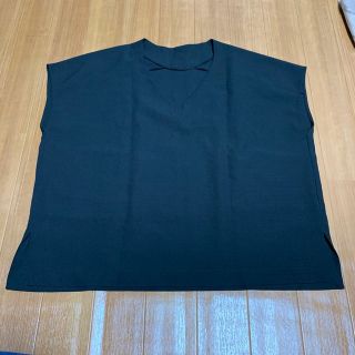 ジーユー(GU)のトップス　　　XL(カットソー(半袖/袖なし))