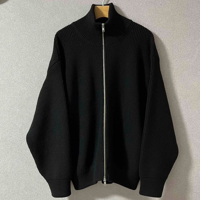 stein(シュタイン)のstein OVERSIZED DRIVERS KNIT ZIP JACKET メンズのトップス(ニット/セーター)の商品写真