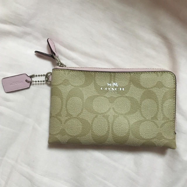 COACH(コーチ)の【未使用】COACH☆ポーチ レディースのファッション小物(ポーチ)の商品写真