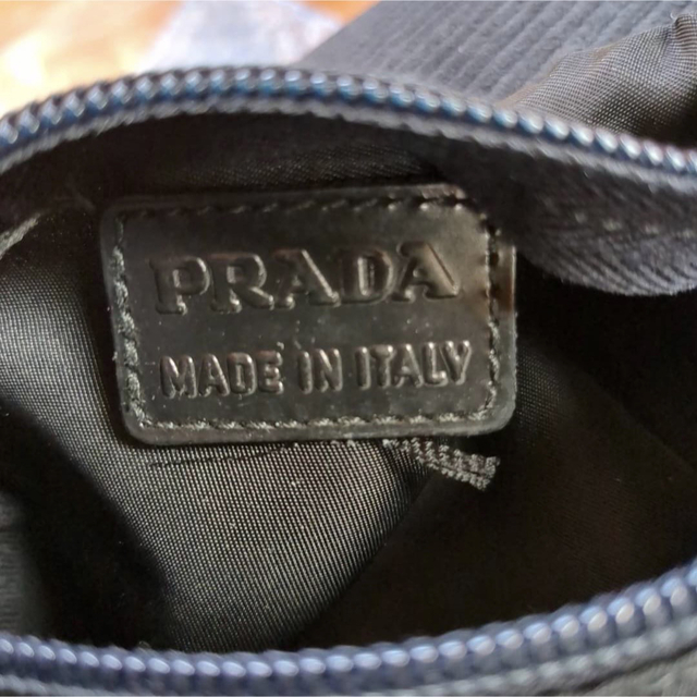 プラダ 化粧ポーチ ポーチ ブラック　黒　美品 PRADA q812