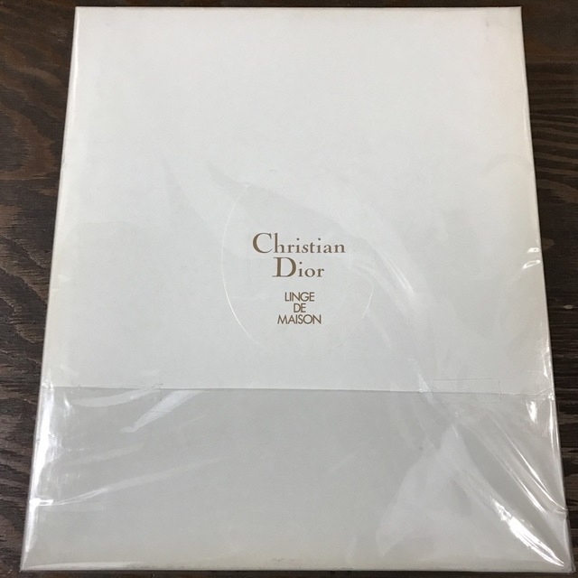 Christian Dior(クリスチャンディオール)の新品　クリスチャンディオール　こたつ上掛　ベッドカバー　トロッター刺繍入り インテリア/住まい/日用品の机/テーブル(こたつ)の商品写真