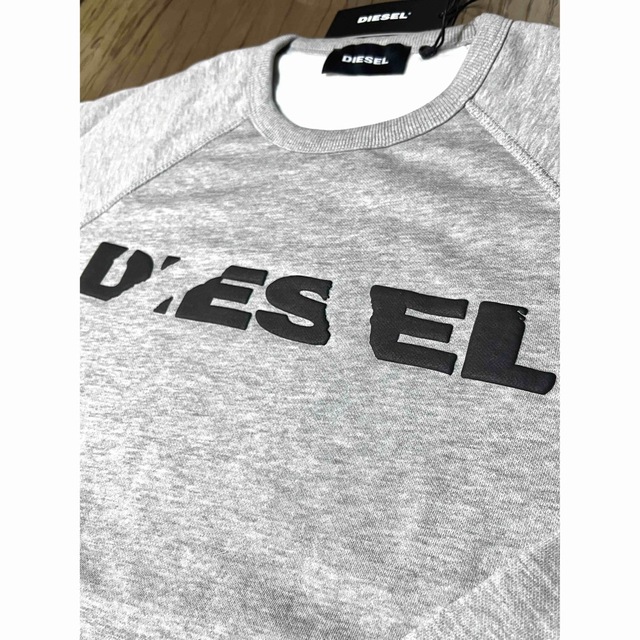 当店限定販売】 DIESEL - 新品未使用 XLサイズ スウェット 長袖 裏起毛