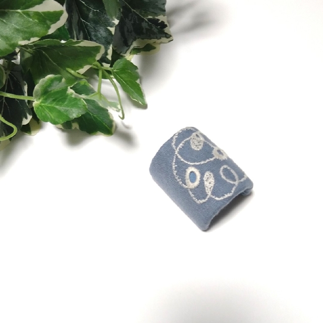 mina perhonen - No.666 ミナペルホネン ハンドメイド ポニーフックの