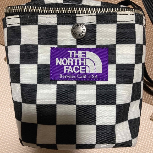 THE NORTH FACE(ザノースフェイス)のノースフェイス　パープルレーベル　ショルダーバック　チェッカーフラッグ柄 メンズのバッグ(ショルダーバッグ)の商品写真