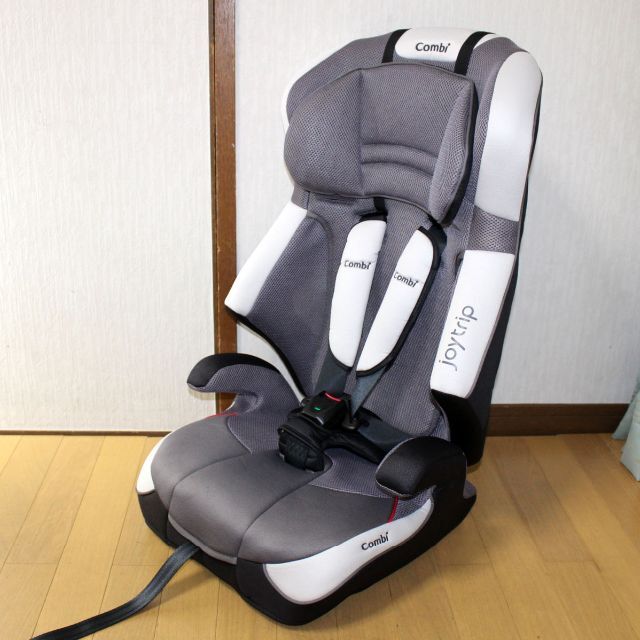 Combi コンビ チャイルドシート ジョイトリップ エアスルー GC グレー