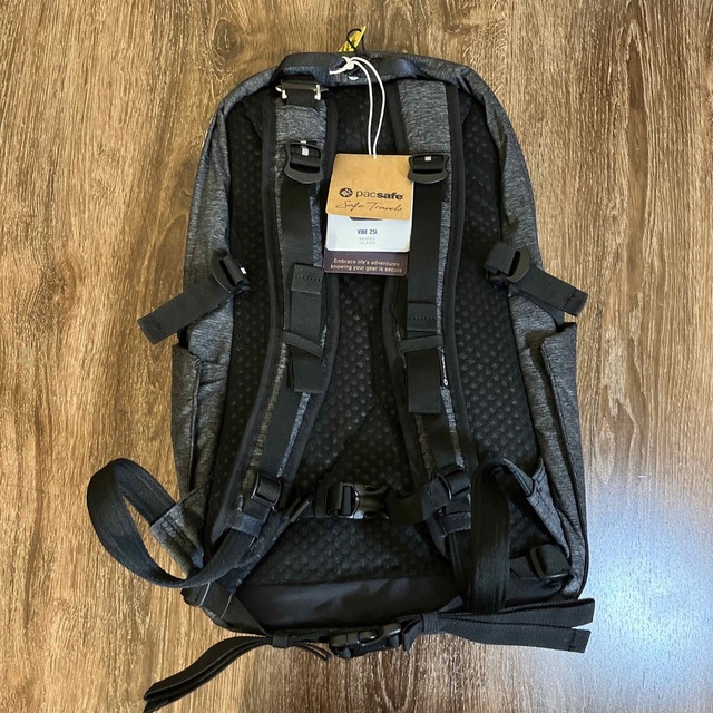 パックセーフ VIBE 25L グレー の通販 by ちゃん's shop|ラクマ