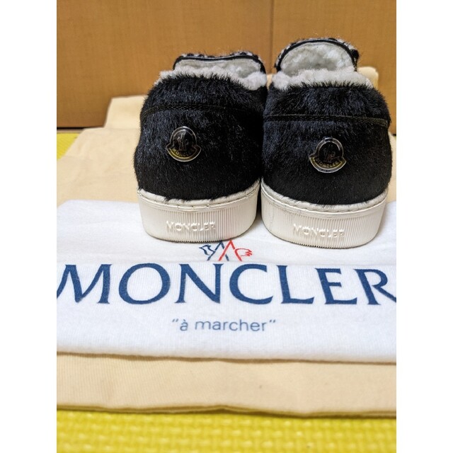 今週末に取り消します！MONCLER　スリッポン