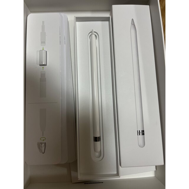 Apple(アップル)のiPad7 32gb WiFi Apple Pencil スマホ/家電/カメラのPC/タブレット(タブレット)の商品写真