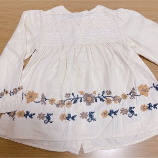 ザラキッズ(ZARA KIDS)のZARA baby❁花刺繍長袖ブラウス104㎝(ブラウス)