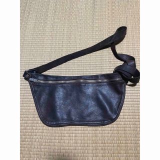 グイディ(GUIDI)のGUIDI Body Bag Soft Horse Full Grain Q10(ショルダーバッグ)