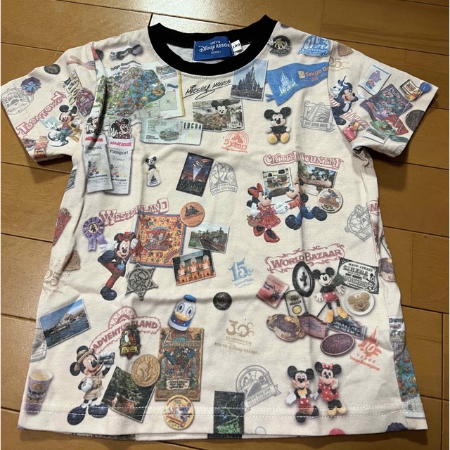 Disney(ディズニー)のディズニー　35周年記念Tシャツ　100 キッズ/ベビー/マタニティのキッズ服男の子用(90cm~)(Tシャツ/カットソー)の商品写真