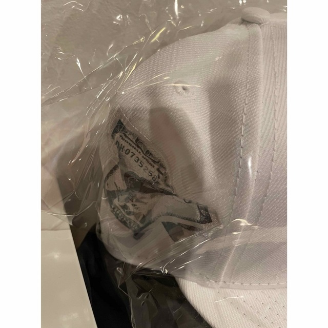 おまけ付きSupreme Money Box Logo New Era 4