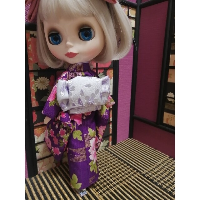 【夢人屋呉服店】ブライス　着物　振袖　お正月　リボンカチューシャお着物セット　紫 5