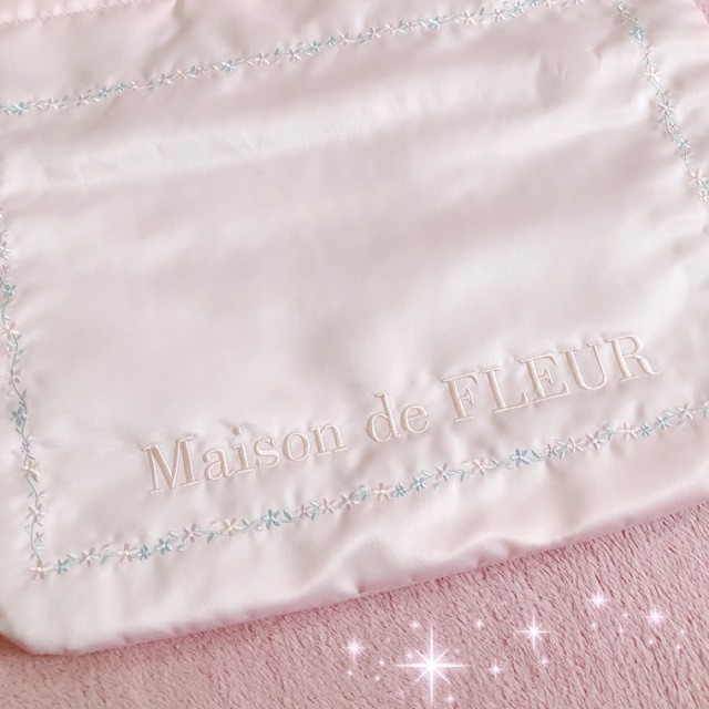 Maison de FLEUR(メゾンドフルール)の☆Maison de FLEUR☆フラワー刺繍リボントートバッグ☆新品ピンク レディースのバッグ(トートバッグ)の商品写真