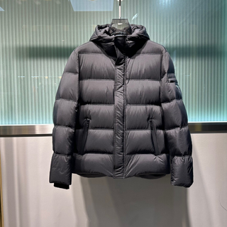 プラダ ダウンジャケット(メンズ)の通販 300点以上 | PRADAのメンズを