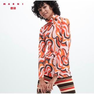 ユニクロ(UNIQLO)の【新品】ユニクロ　マルニ　MARNI ヒートテックタートルネックT RED 赤(カットソー(長袖/七分))