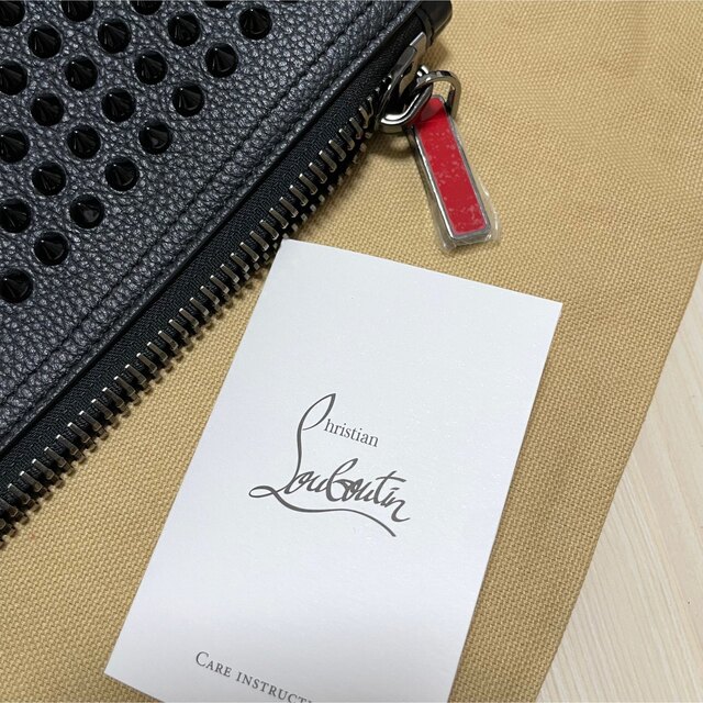 新品 Christian Louboutin ルブタン スタッズクラッチバッグ