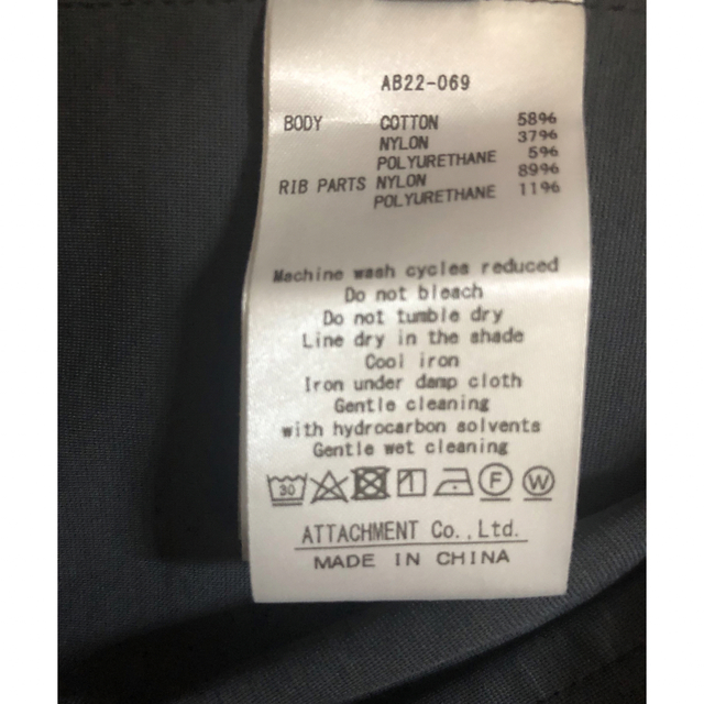 ATTACHIMENT(アタッチメント)のアタッチメントMA-1 グレー メンズのジャケット/アウター(ブルゾン)の商品写真