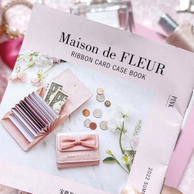 Maison de FLEUR(メゾンドフルール)のメゾン ド フルール リボンカードケース レディースのファッション小物(財布)の商品写真