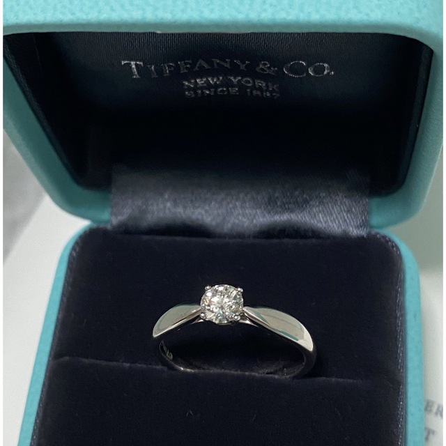 Tiffany & Co.(ティファニー)のお値下げ美品tiffanyハーモニーダイヤ0.31ctプラチナリング9号 レディースのアクセサリー(リング(指輪))の商品写真
