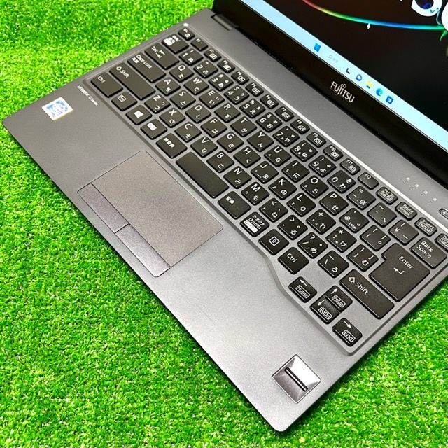 2018！超ウルトラスリム！超速SSD搭載！LIFEBOOK U938/S