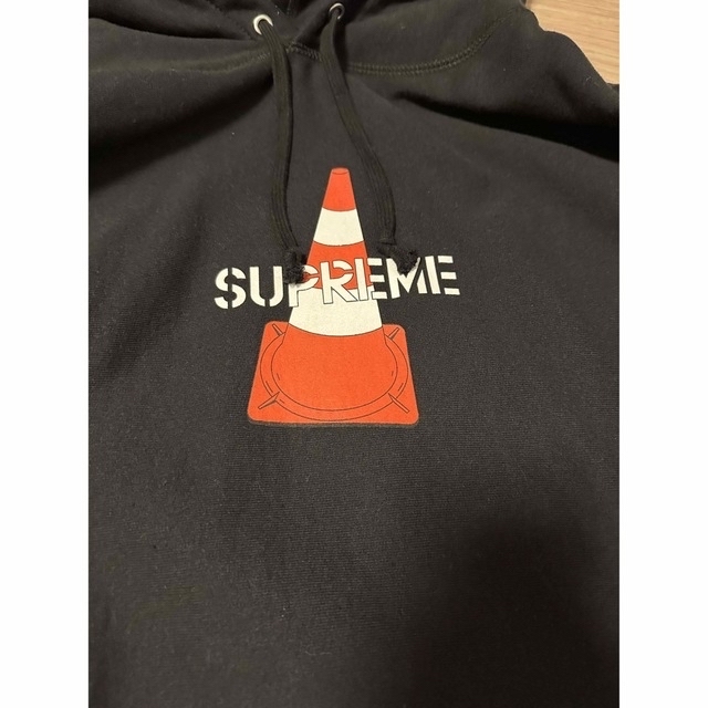 Supreme シュプリーム パーカー　カラーコーン パーカー