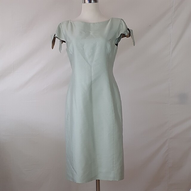 フォクシーシルクウール上品なワンピース、サイズ40.M。FOXEY - dgdt