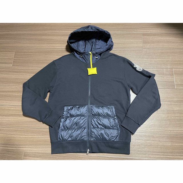 お手軽価格で贈りやすい - MONCLER 試着のみ マグリアカーディガン