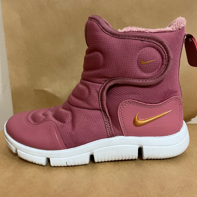 NIKE(ナイキ)のNIKE ナイキ　ブーツ　17cm キッズ/ベビー/マタニティのキッズ靴/シューズ(15cm~)(ブーツ)の商品写真