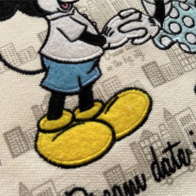 Disney(ディズニー)のオムツポーチ　トラベルポーチ　ディズニー レディースのファッション小物(ポーチ)の商品写真