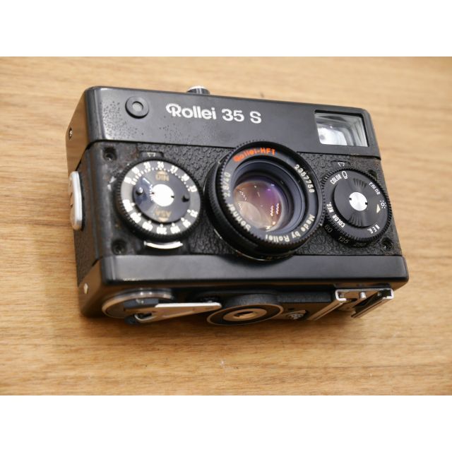 っているも 完動美品 rollei 35 露出計OK ケース、説明書付き あくまでも