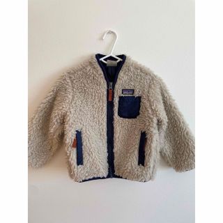 パタゴニア(patagonia)のパタゴニア  ベビーレトロ　2T(ジャケット/上着)