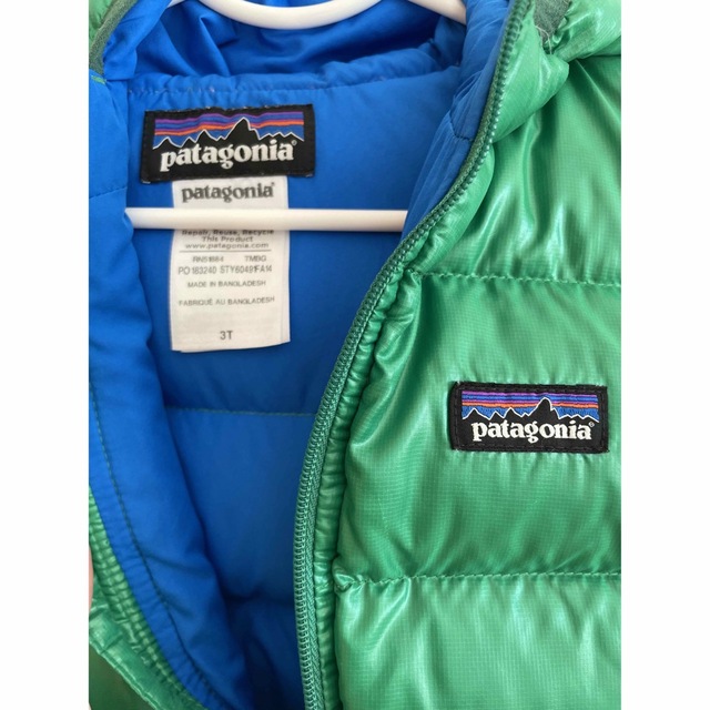 patagonia(パタゴニア)のパタゴニア  ダウン　3T キッズ/ベビー/マタニティのキッズ服男の子用(90cm~)(ジャケット/上着)の商品写真