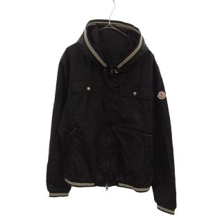 モンクレール(MONCLER)のMONCLER モンクレール JEANCLAUDE GIUBBOTTO ロゴワッペン ジップアップ フーテッド ナイロンジャケット D10914163405 54155 ブラック(フライトジャケット)