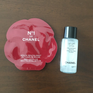 シャネル(CHANEL)のシャネル　CHANEL 美容液　化粧水　セラム　ドゥシャネル　ルリフト　(化粧水/ローション)