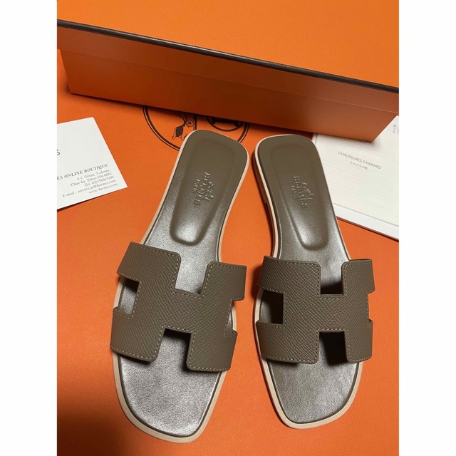 男女兼用 Hermes エトゥープ35.5 Hermesエルメスサンダルオラン
